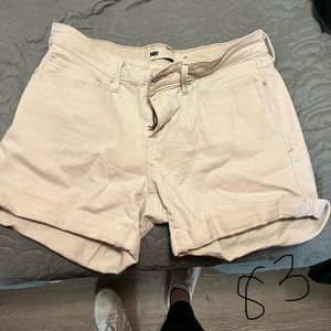 White Levi shorts